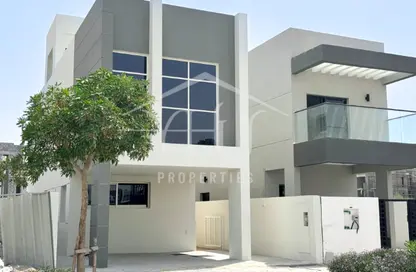 Villa - 3 Bedrooms - 4 Bathrooms for sale in Mulberry - Damac Hills 2 - Dubai