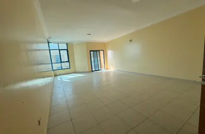 Apartment - 3 Bedrooms - 3 Bathrooms for rent in Al Rashidiya Towers - Al Rashidiya - Ajman Downtown - Ajman