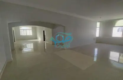 فيلا - 8 غرف نوم - 8 حمامات للايجار في مدينة خليفة - أبوظبي