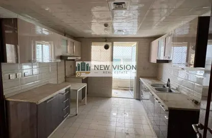 Apartment - 3 Bedrooms - 3 Bathrooms for rent in Thuraya Al Majaz Building - Al Majaz 3 - Al Majaz - Sharjah
