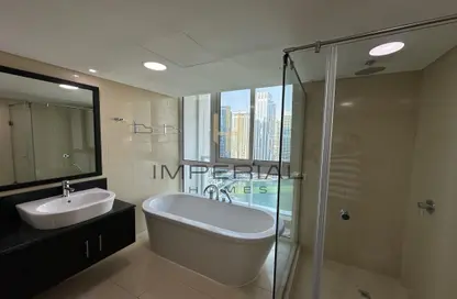 Apartment - 1 Bedroom - 2 Bathrooms for rent in Laguna Tower - JLT Cluster A - Jumeirah Lake Towers - Dubai
