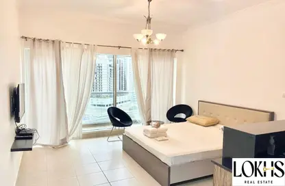Apartment - Studio - 1 Bathroom for sale in Burj Al Nujoom - Downtown Dubai - Dubai