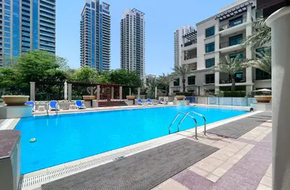 Apartment - 1 Bedroom - 2 Bathrooms for rent in Travo Tower B - Travo - The Views - Dubai