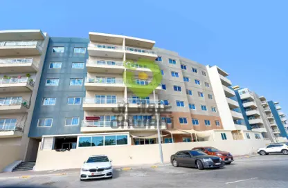 Apartment - 2 Bedrooms - 3 Bathrooms for sale in Tower 12 - Al Reef Downtown - Al Reef - Abu Dhabi