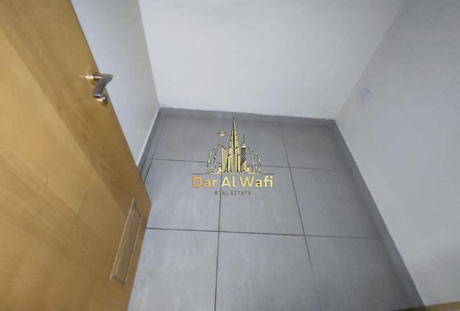 15898194 - صورة العقار 3