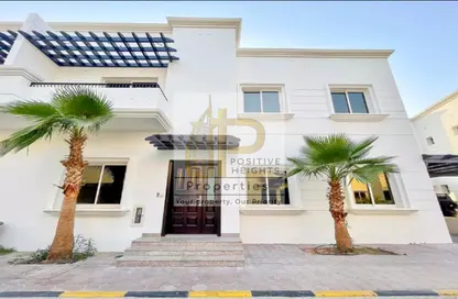 Apartment - 5 Bedrooms - 7 Bathrooms for rent in Al Barsha 1 - Al Barsha - Dubai