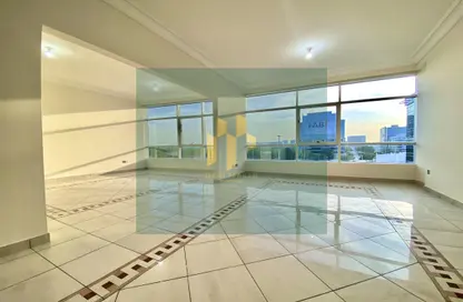 شقة - 3 غرف نوم - 4 حمامات للايجار في خليفة بارك - الطريق الشرقي - أبوظبي