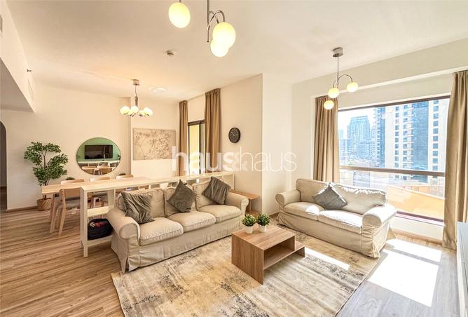 Apartment - 3 Bedrooms - 4 Bathrooms for rent in Rimal 6 - Rimal - Jumeirah Beach Residence - Dubai