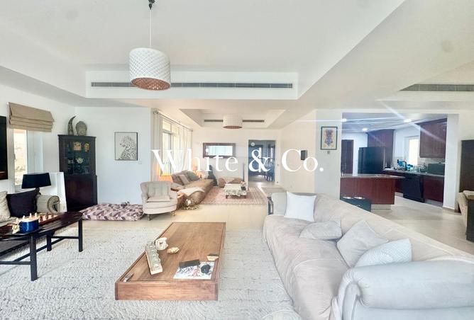 15666847 - Property Image 2