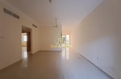 Apartment - 2 Bedrooms - 2 Bathrooms for rent in Al Hafeet Tower 8 - Al Nahda - Sharjah