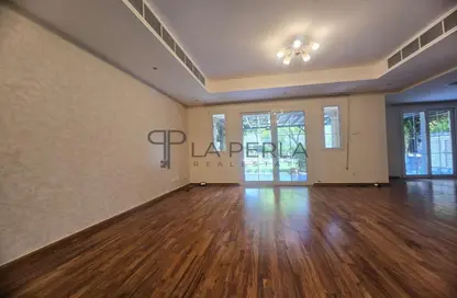 Villa - 3 Bedrooms - 2 Bathrooms for rent in Springs 8 - The Springs - Dubai