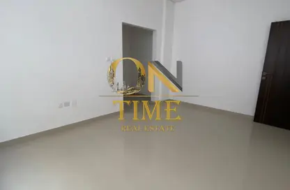 Apartment - 2 Bedrooms - 1 Bathroom for rent in Al Jurf 3 - Al Jurf - Ajman Downtown - Ajman
