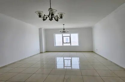 Apartment - 2 Bedrooms - 2 Bathrooms for rent in Al Rabia Tower - Majan - Dubai Land - Dubai