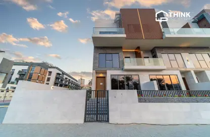 Townhouse - 4 Bedrooms - 5 Bathrooms for rent in District 14 - Jumeirah Village Circle - Dubai