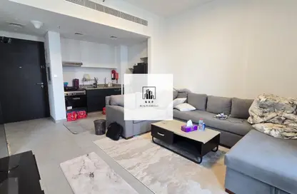 شقة - غرفة نوم - 2 حمامات للايجار في ذا لينك - إيست فييليدج - الجادة - الشارقة