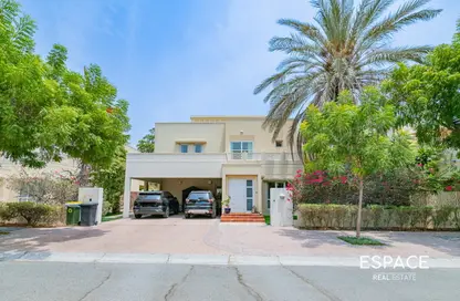 Villa - 4 Bedrooms - 4 Bathrooms for rent in Meadows 9 - Meadows - Dubai
