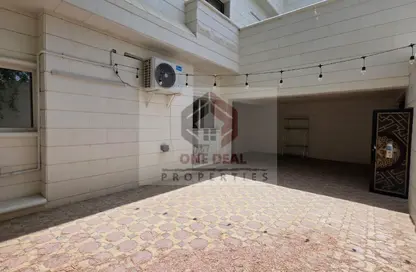 شقة - 3 غرف نوم - 3 حمامات للايجار في الجيمي - العين