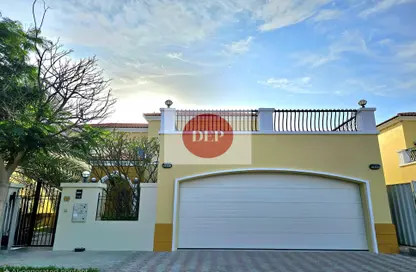 Villa - 4 Bedrooms - 5 Bathrooms for rent in Legacy - Jumeirah Park - Dubai