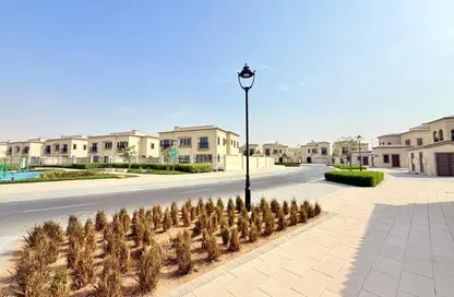 Villa - 5 Bedrooms - 6 Bathrooms for rent in Bloom Living - Zayed City (Khalifa City C) - Khalifa City - Abu Dhabi