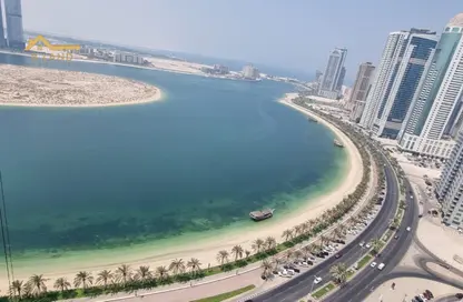 Apartment - 2 Bedrooms - 3 Bathrooms for rent in Al Khan Corniche - Al Khan - Sharjah