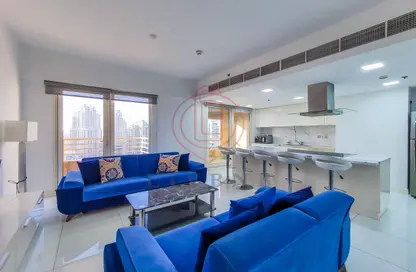 Living Room image for: Apartment - 3 Bedrooms - 3 Bathrooms for rent in Manchester Tower - Dubai Marina - Dubai, Image 1