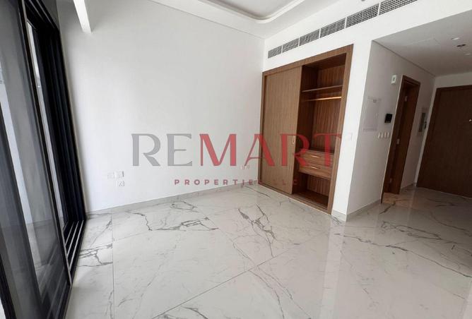BIGER SIZE -LUXURIES APARTMENT  READY TO MOVE CHIL
