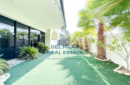Villa - 4 Bedrooms - 6 Bathrooms for rent in West Yas - Yas Island - Abu Dhabi