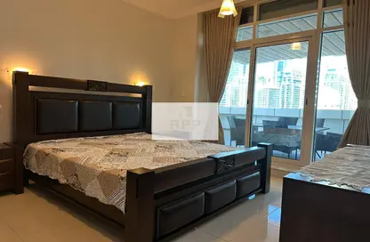 Room / Bedroom image for: Apartment - 2 Bedrooms - 2 Bathrooms for rent in Opal Tower Marina - Dubai Marina - Dubai, Image 1