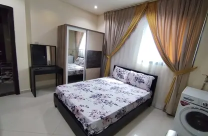 Apartment - Studio - 1 Bathroom for rent in Al Qulaya'ah - Al Sharq - Sharjah