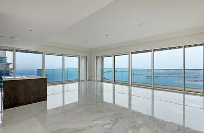 Apartment - 4 Bedrooms - 4 Bathrooms for sale in Grand Bleu Tower 2 - EMAAR Beachfront - Dubai Harbour - Dubai