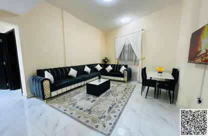 شقة - 2 غرف نوم - 2 حمامات للايجار في مساكن كورنيش عجمان - طريق كورنيش عجمان - عجمان