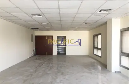 Empty Room image for: Office Space - Studio for rent in Port Saeed - Deira - Dubai, Image 1