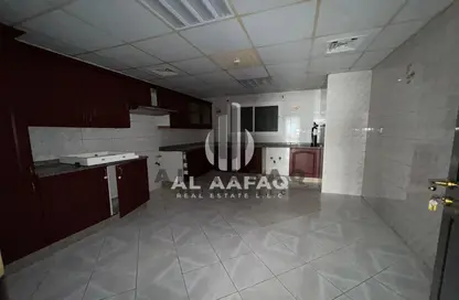شقة - 4 غرف نوم - 5 حمامات للايجار في المجاز 1 - المجاز - الشارقة