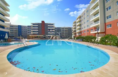 Apartment - 1 Bedroom - 2 Bathrooms for rent in Tower 1 - Al Reef Downtown - Al Reef - Abu Dhabi