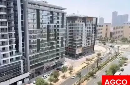 شقة - 1 حمام للايجار في بن غاطي أزور - قرية الجميرا سركل - دبي