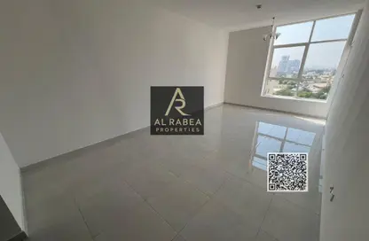 Apartment - 1 Bedroom - 2 Bathrooms for rent in Ajman Corniche Residences - Ajman Corniche Road - Ajman