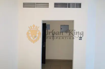 شقة - غرفة نوم - 1 حمام للايجار في شارع التعاون الجديد - التعاون - الشارقة