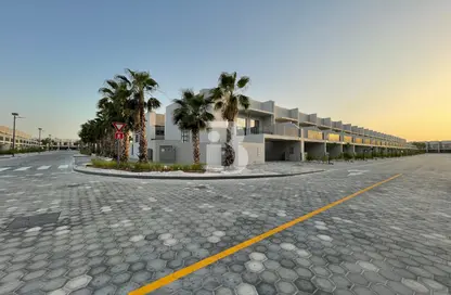 Townhouse - 4 Bedrooms - 6 Bathrooms for rent in MAG City - District 7 - Mohammed Bin Rashid City - Dubai