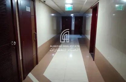 شقة - 3 غرف نوم - 3 حمامات للايجار في برج منازل 5 - شارع التعاون - التعاون - الشارقة