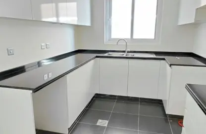 Townhouse - 3 Bedrooms - 5 Bathrooms for rent in Centaury - The Roots DAMAC Hills 2 - Damac Hills 2 - Dubai
