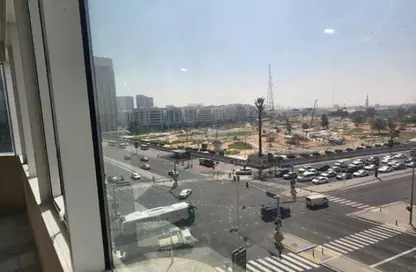 Apartment - 4 Bedrooms - 4 Bathrooms for rent in Khalidiya Tower - Khalidiya Street - Al Khalidiya - Abu Dhabi