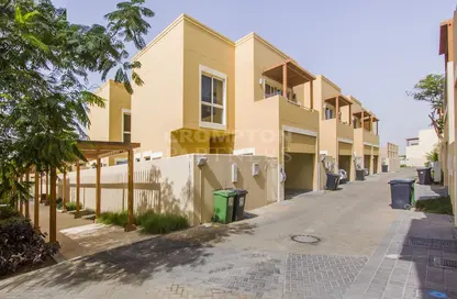 Villa - 4 Bedrooms - 5 Bathrooms for rent in Qattouf Community - Al Raha Gardens - Abu Dhabi