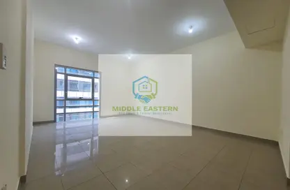 Empty Room image for: Apartment - 2 Bedrooms - 2 Bathrooms for rent in Al Mamoura - Muroor Area - Abu Dhabi, Image 1
