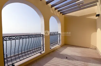 Townhouse - 4 Bedrooms - 6 Bathrooms for rent in Luluat Al Raha - Al Raha Beach - Abu Dhabi