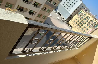 Apartment - 3 Bedrooms - 3 Bathrooms for rent in Muweileh Community - Muwaileh Commercial - Sharjah