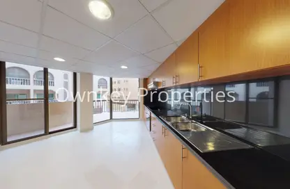 Apartment - 3 Bedrooms - 3 Bathrooms for rent in Golden Sands 1 - Mankhool - Bur Dubai - Dubai
