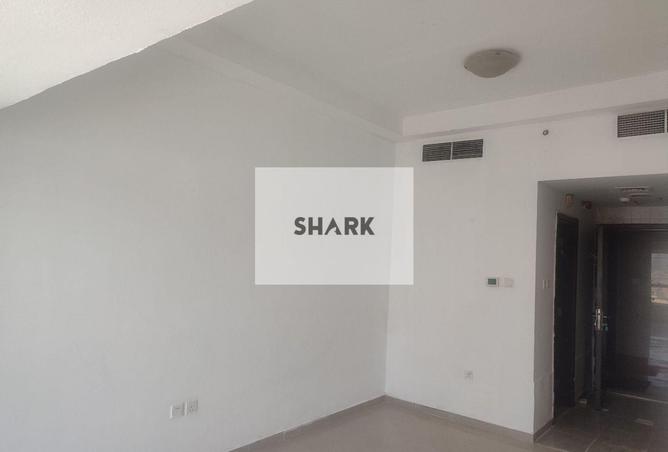 15518010 - Property Image 2