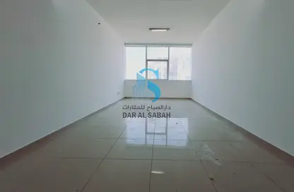 شقة - 1 حمام للايجار في مساكن النهضة - النهدة - الشارقة