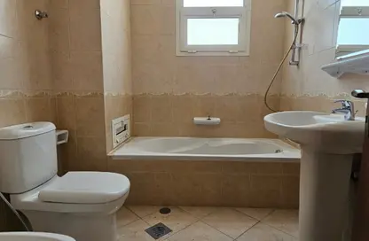 Villa - 6 Bedrooms - 7 Bathrooms for rent in Between Two Bridges - Abu Dhabi