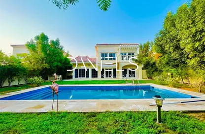 فيلا - 4 غرف نوم - 5 حمامات للايجار في منطقة 16 - قرية الجميرا سركل - دبي